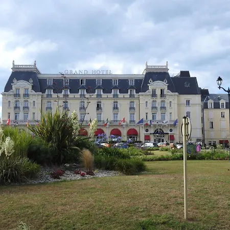 Les 3 Mouettes A - Cote Normande Апартаменты *